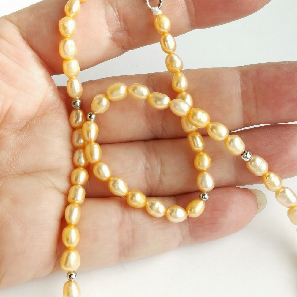 Peach Freshwater pearl necklace 🆕 - Picture 3 of 7